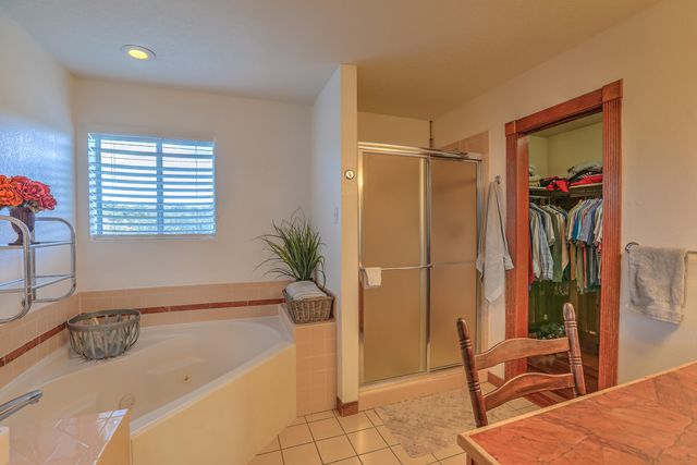 28 Angeles Vista Circle, Sandia Park, NM 87047