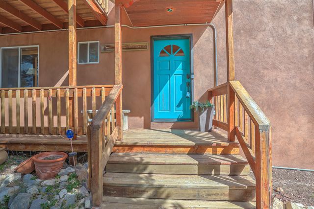 28 Angeles Vista Circle, Sandia Park, NM 87047