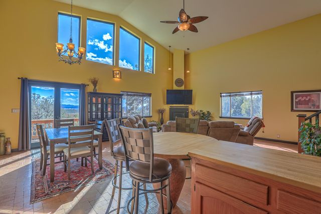 28 Angeles Vista Circle, Sandia Park, NM 87047