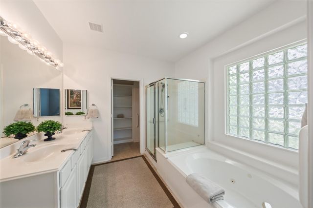 22 Harbor Mist, Montgomery, TX 77356