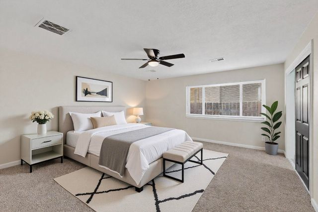 5316 10th Court NW, Albuquerque, NM 87107