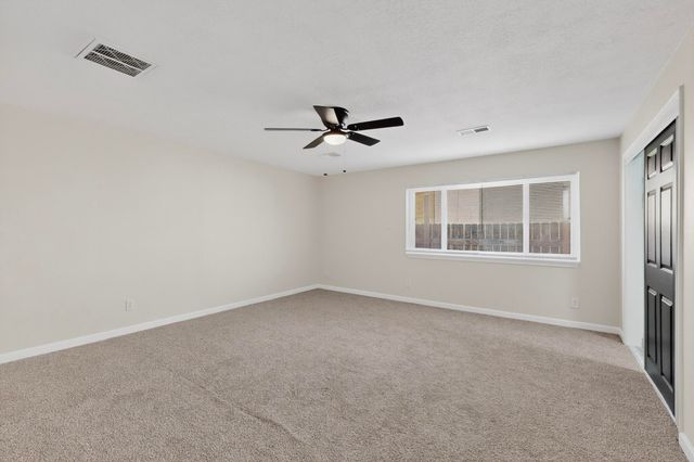 5316 10th Court NW, Albuquerque, NM 87107