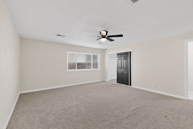 5316 10th Court NW, Albuquerque, NM 87107