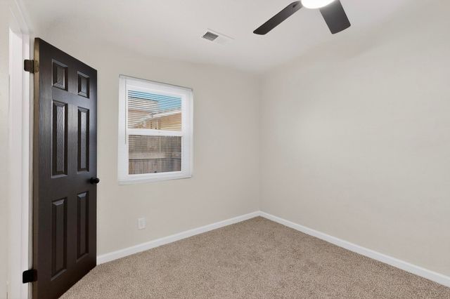 5316 10th Court NW, Albuquerque, NM 87107