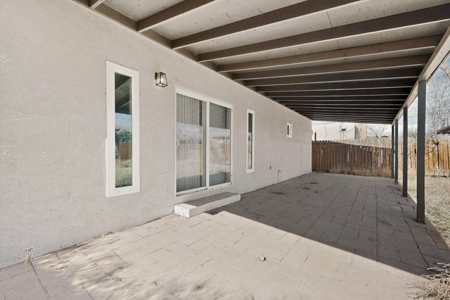 5316 10th Court NW, Albuquerque, NM 87107