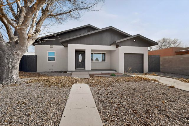 5316 10th Court NW, Albuquerque, NM 87107