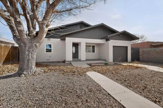 5316 10th Court NW, Albuquerque, NM 87107
