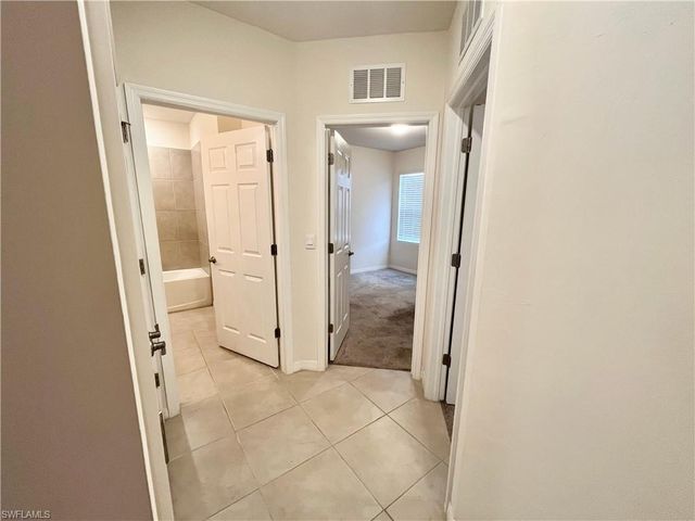 1009 11th ST, Cape Coral, FL 33909