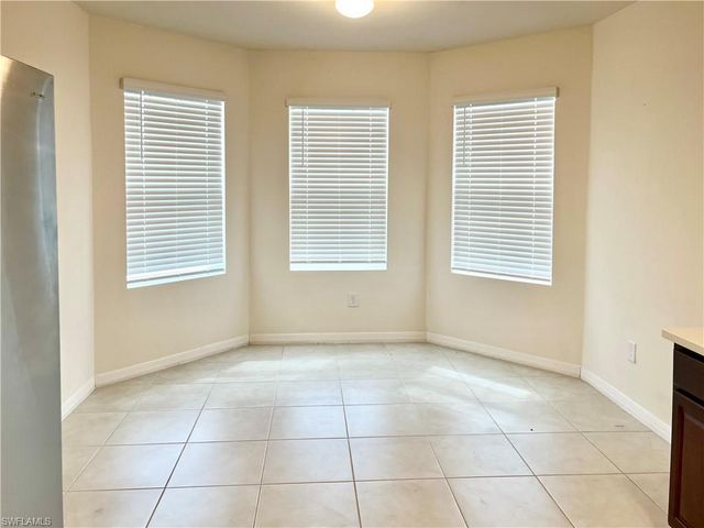 1009 11th ST, Cape Coral, FL 33909