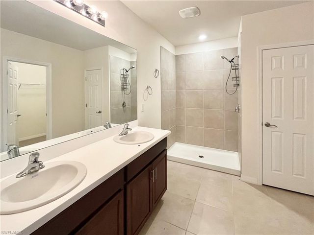 1009 11th ST, Cape Coral, FL 33909