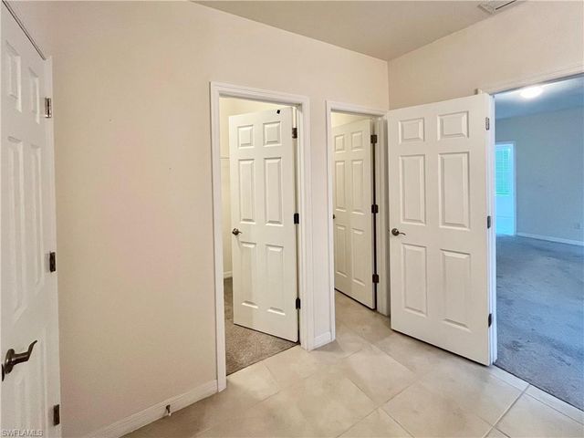 1009 11th ST, Cape Coral, FL 33909