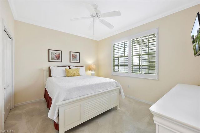 2180 Hawksridge DR # 2002, Naples, FL 34105