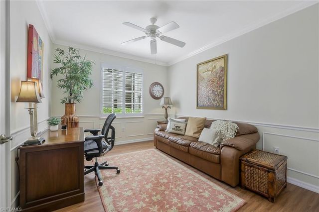 2180 Hawksridge DR # 2002, Naples, FL 34105