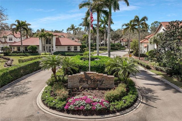 2180 Hawksridge DR # 2002, Naples, FL 34105