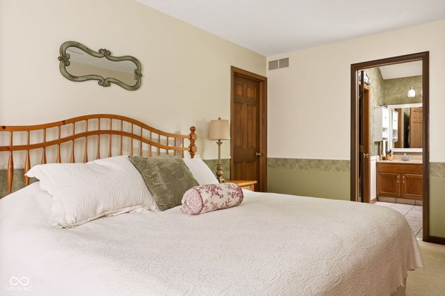 4700 Briarwood Trace, Carmel, IN 46033