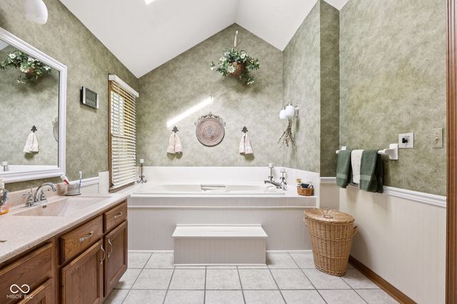 4700 Briarwood Trace, Carmel, IN 46033