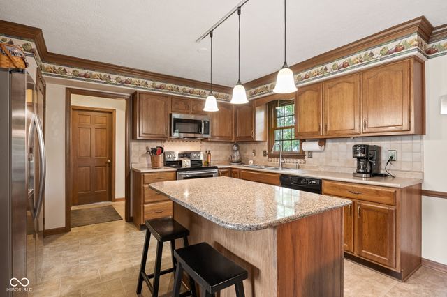4700 Briarwood Trace, Carmel, IN 46033