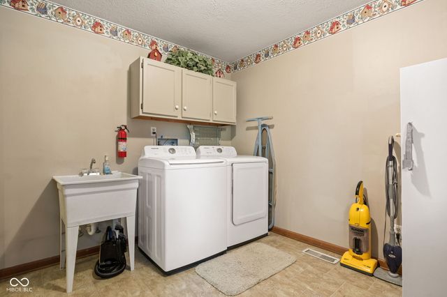 4700 Briarwood Trace, Carmel, IN 46033