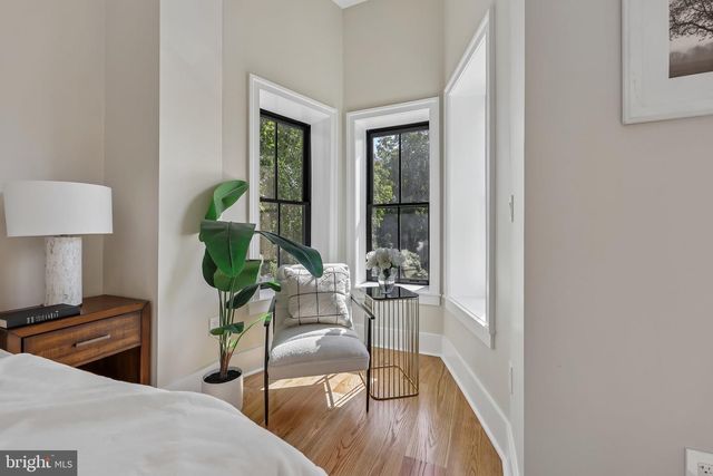 235 12TH ST SE, Washington, DC 20003