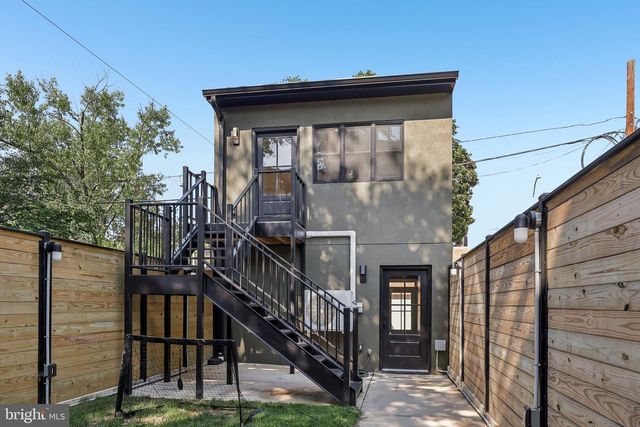 235 12TH ST SE, Washington, DC 20003