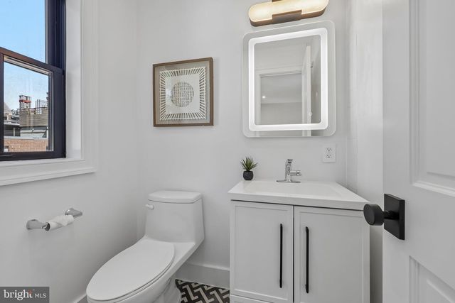 235 12TH ST SE, Washington, DC 20003