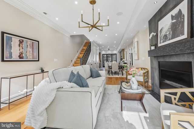 235 12TH ST SE, Washington, DC 20003