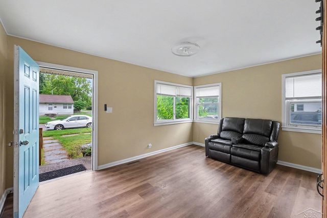 3001 Montana Avenue, Flint, MI 48506