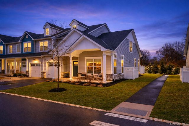 59 Farm Acre Circle, Mount Sinai, NY 11766