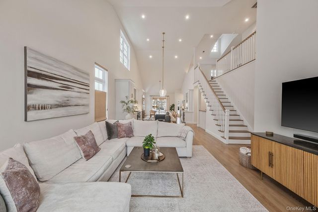 59 Farm Acre Circle, Mount Sinai, NY 11766