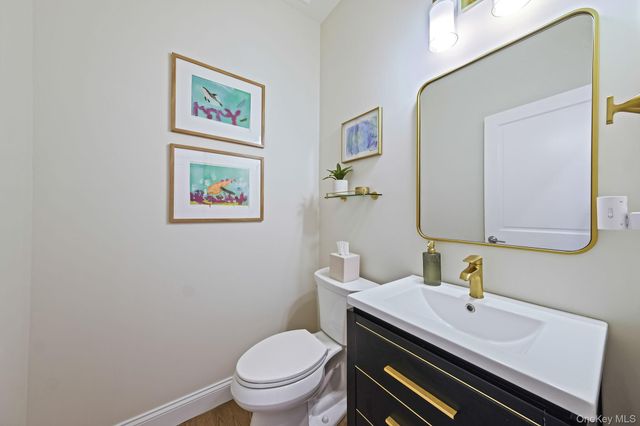 59 Farm Acre Circle, Mount Sinai, NY 11766