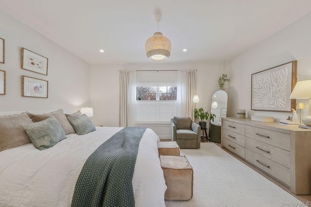 59 Farm Acre Circle, Mount Sinai, NY 11766