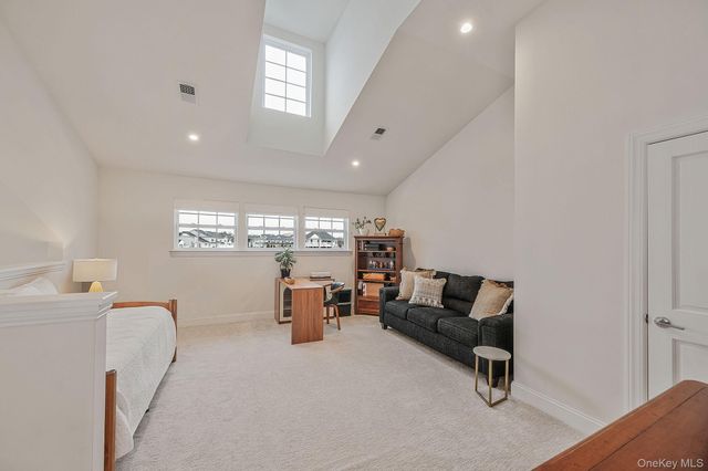 59 Farm Acre Circle, Mount Sinai, NY 11766