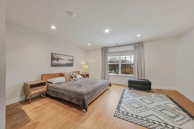 59 Farm Acre Circle, Mount Sinai, NY 11766