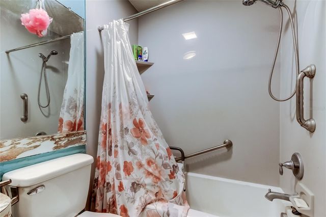 4548 SOMERSET PLACE, New Port Richey, FL 34652