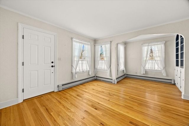 58 Randall Ave, Somerset, MA 02726