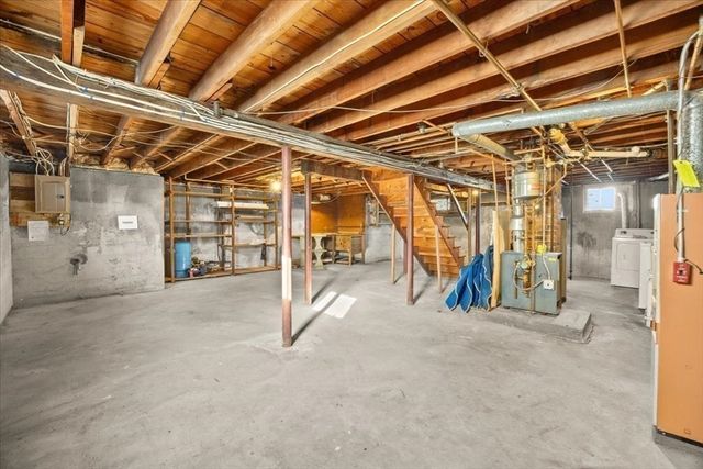 58 Randall Ave, Somerset, MA 02726