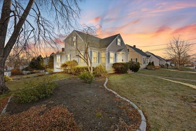 58 Randall Ave, Somerset, MA 02726