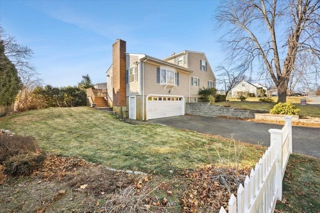 58 Randall Ave, Somerset, MA 02726