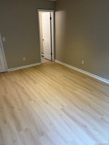 23 Lexington Hill 7, Harriman, NY 10926