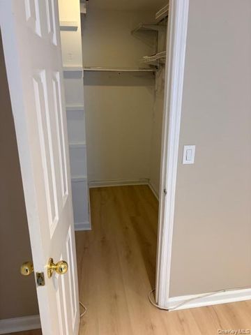 23 Lexington Hill 7, Harriman, NY 10926