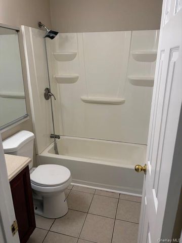 23 Lexington Hill 7, Harriman, NY 10926