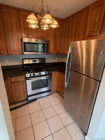 23 Lexington Hill 7, Harriman, NY 10926