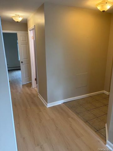 23 Lexington Hill 7, Harriman, NY 10926