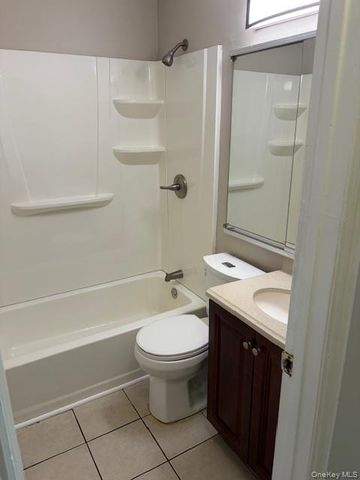 23 Lexington Hill 7, Harriman, NY 10926