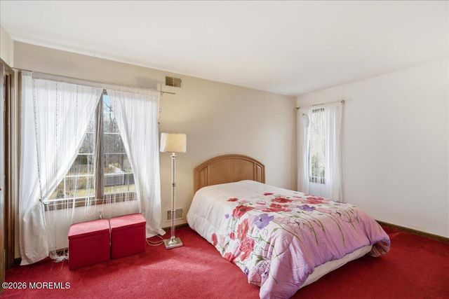 1612 Otter Drive, Toms River, NJ 08755