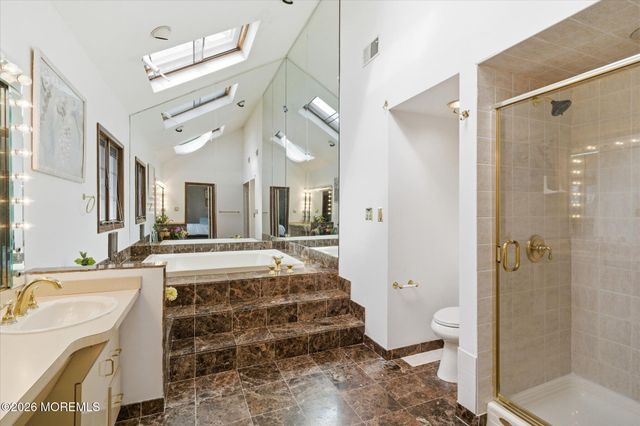 1612 Otter Drive, Toms River, NJ 08755