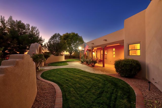 9175 Wilshire Avenue NE, Albuquerque, NM 87122