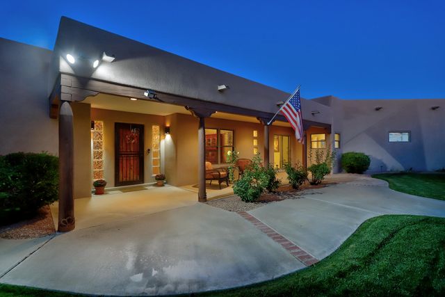 9175 Wilshire Avenue NE, Albuquerque, NM 87122