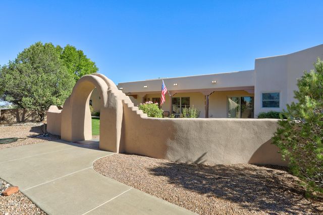 9175 Wilshire Avenue NE, Albuquerque, NM 87122