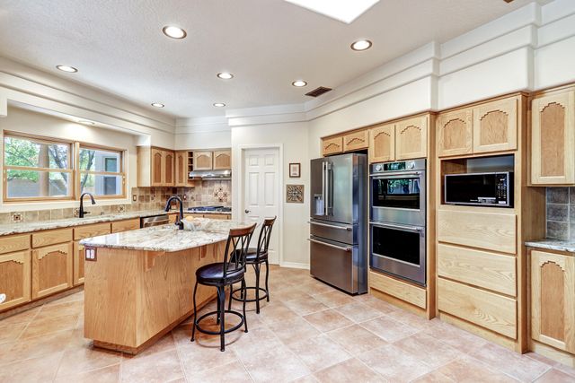 9175 Wilshire Avenue NE, Albuquerque, NM 87122